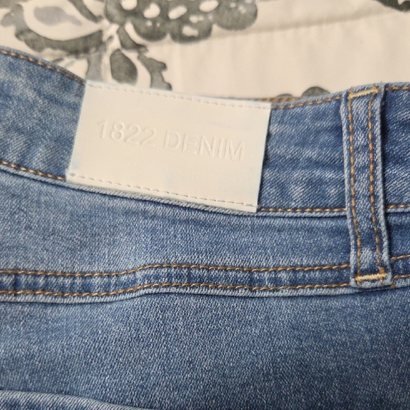 Pair 1822 Denim For $15 - Light & Dark Wash - Picture 8 of 8